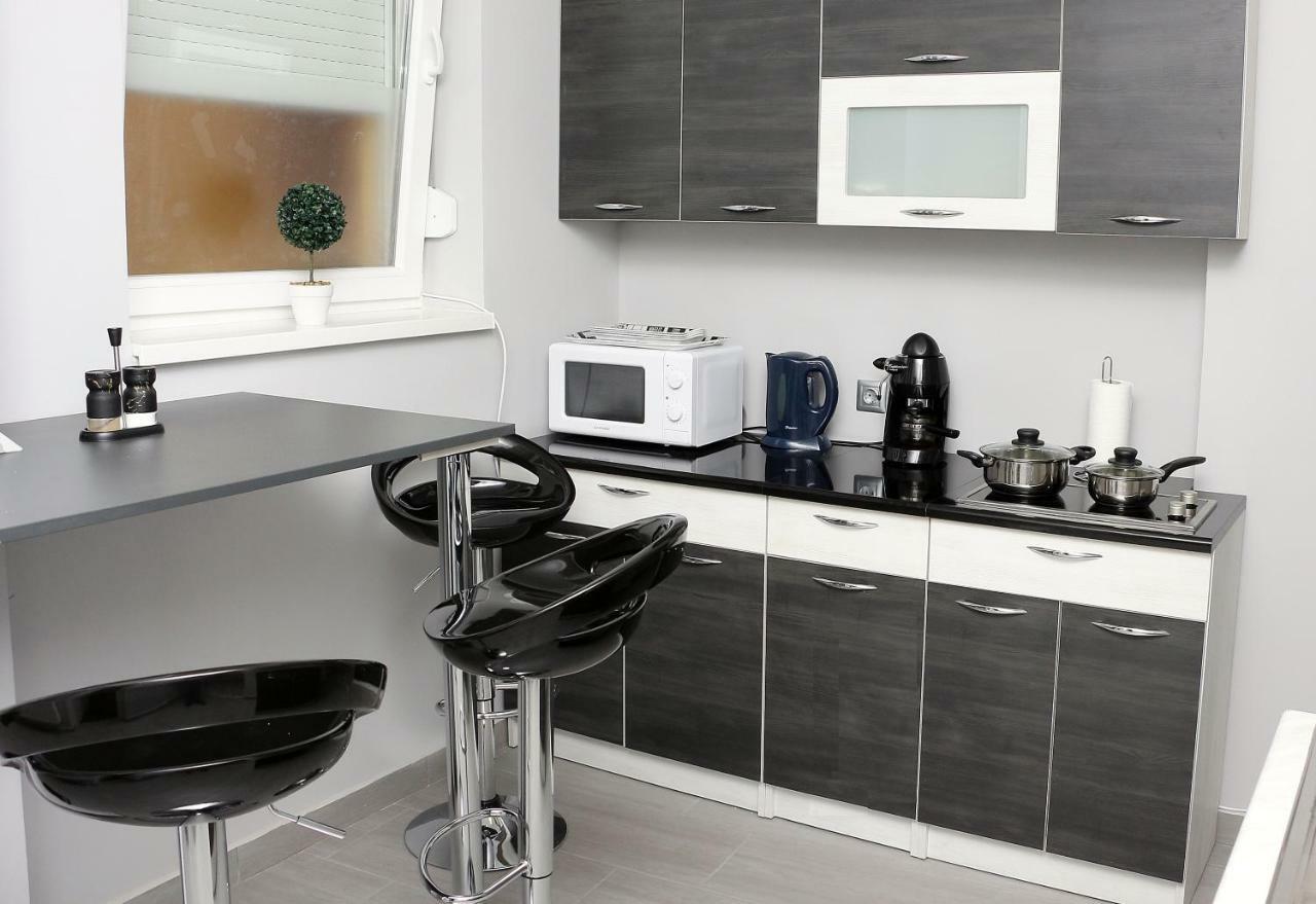 Centroom Apartman Satoraljaujhely ภายนอก รูปภาพ